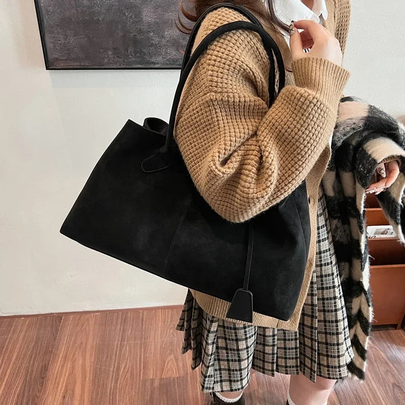 Suede Bag - Zarine